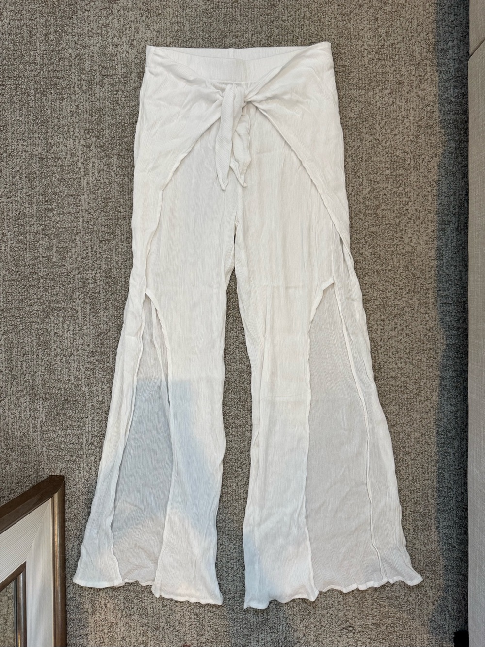 Kona Sol Women’s White Flowy Pants- Swim Cover Up